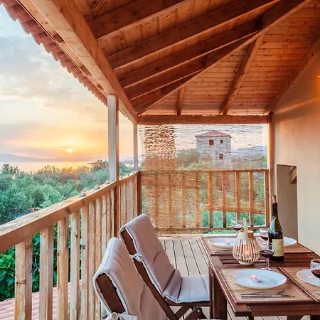 Selinitsa Stone - Mani Seaview Retreat Апартаменты