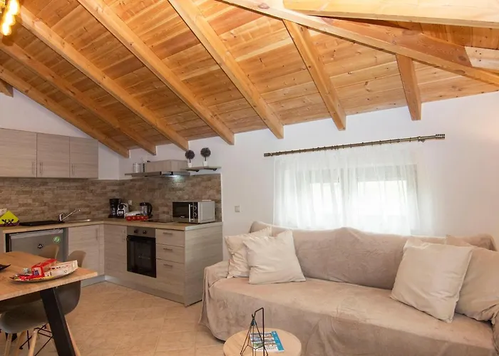 Selinitsa Stone - Mani Seaview Retreat * Agios Nikolaos (Mani)